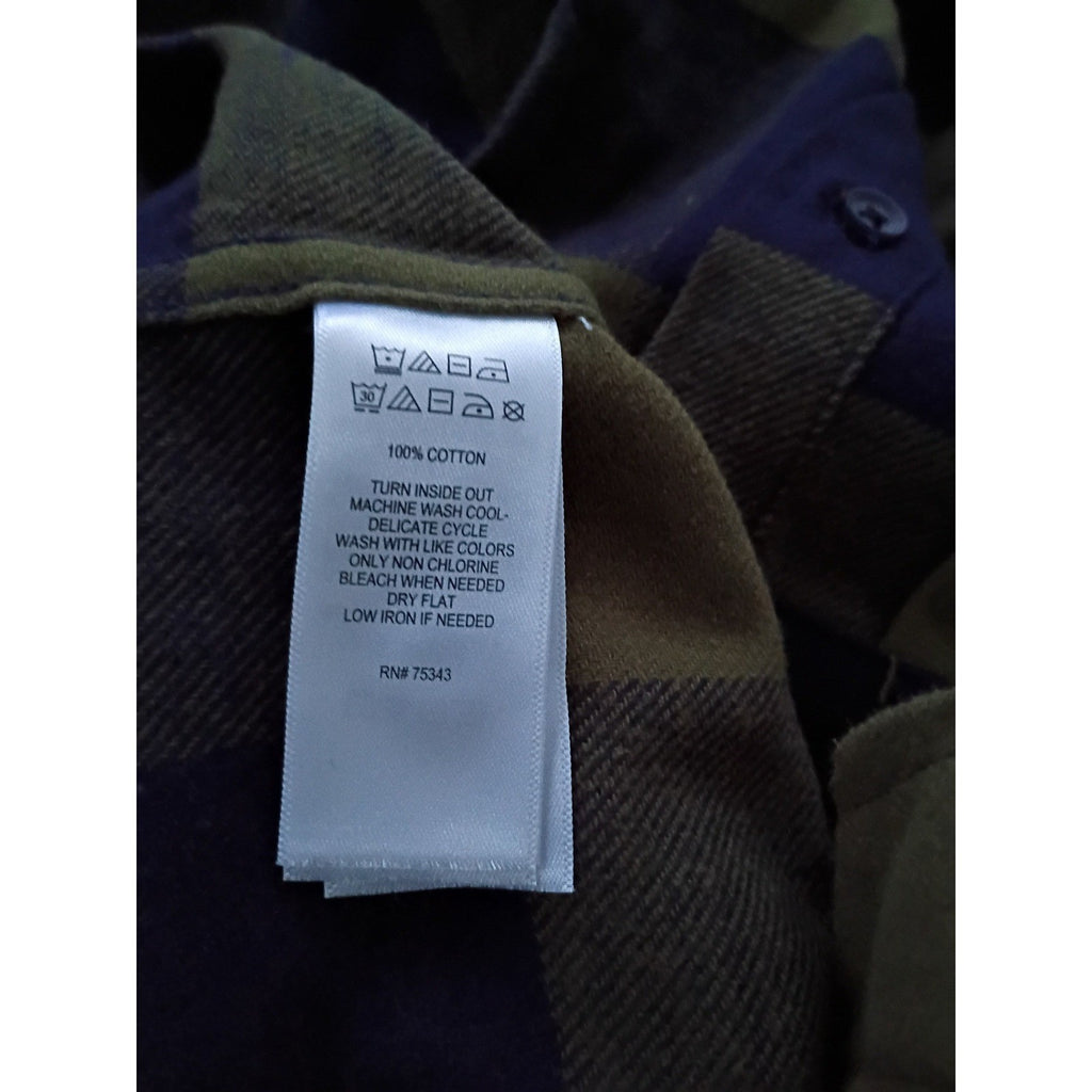 Redmond Clothing NWT Mens Everyday Cozy Casual Plaid Button Front Shirt Size M