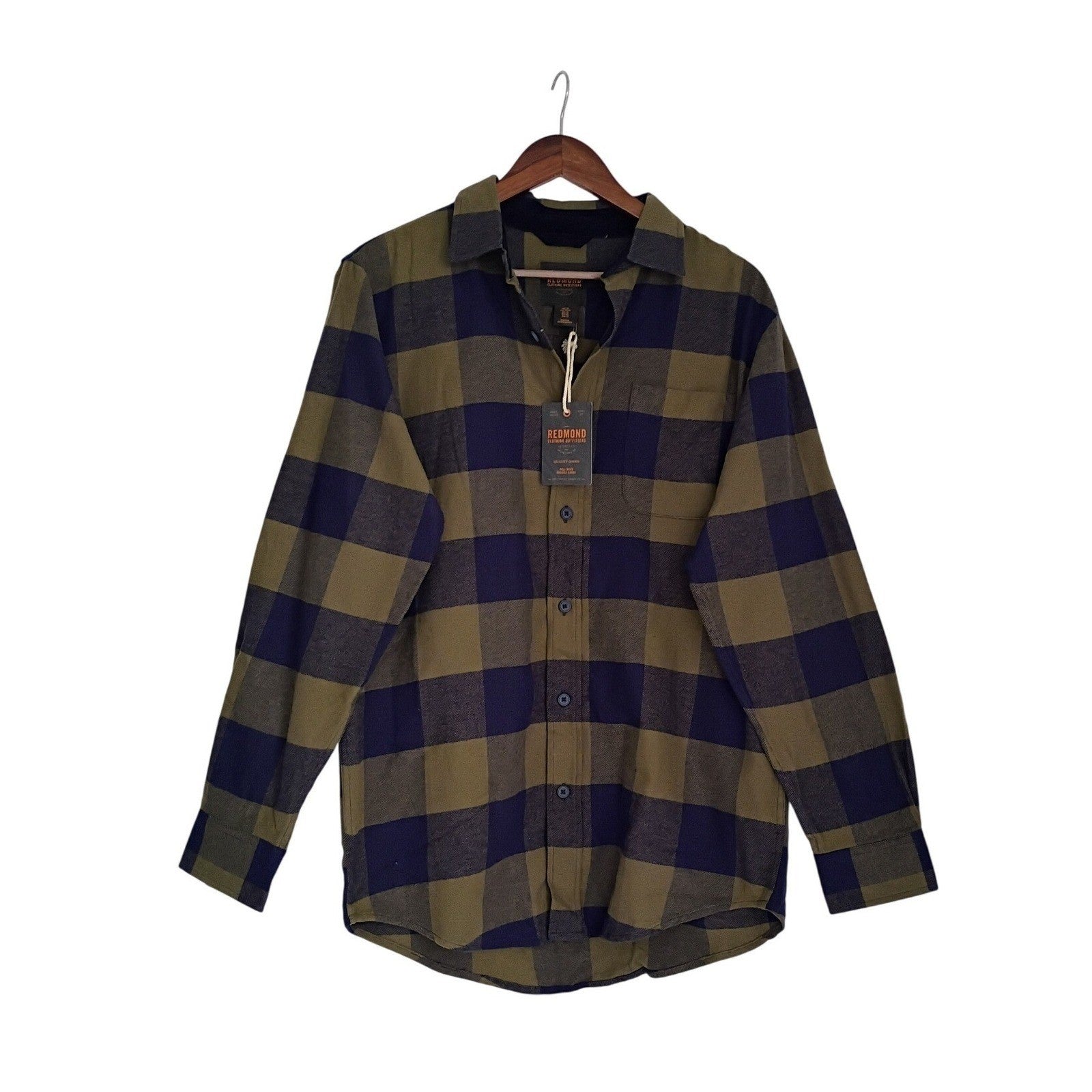 Redmond Clothing NWT Mens Everyday Cozy Casual Plaid Button Front Shirt Size M