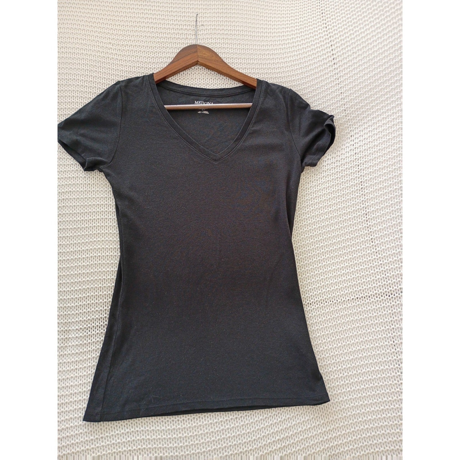 Merona Ultimate Tee S Black 100% Cotton V-Neck Short Sleeve Minimalist Essential