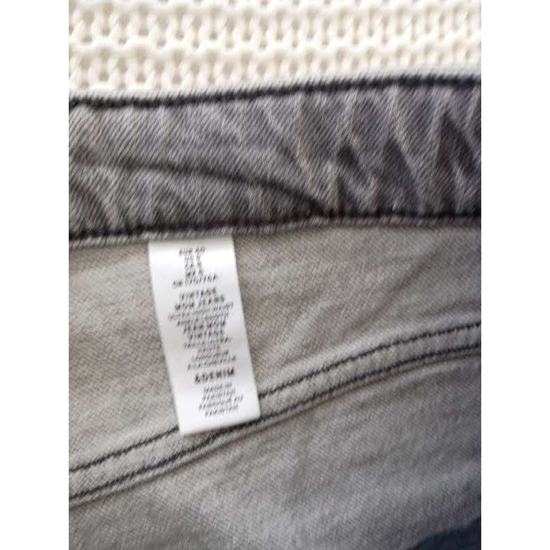 H&M  NWT Vintage Mom Jeans Gray Ultra High Waist Ankle Sz 8 29x27