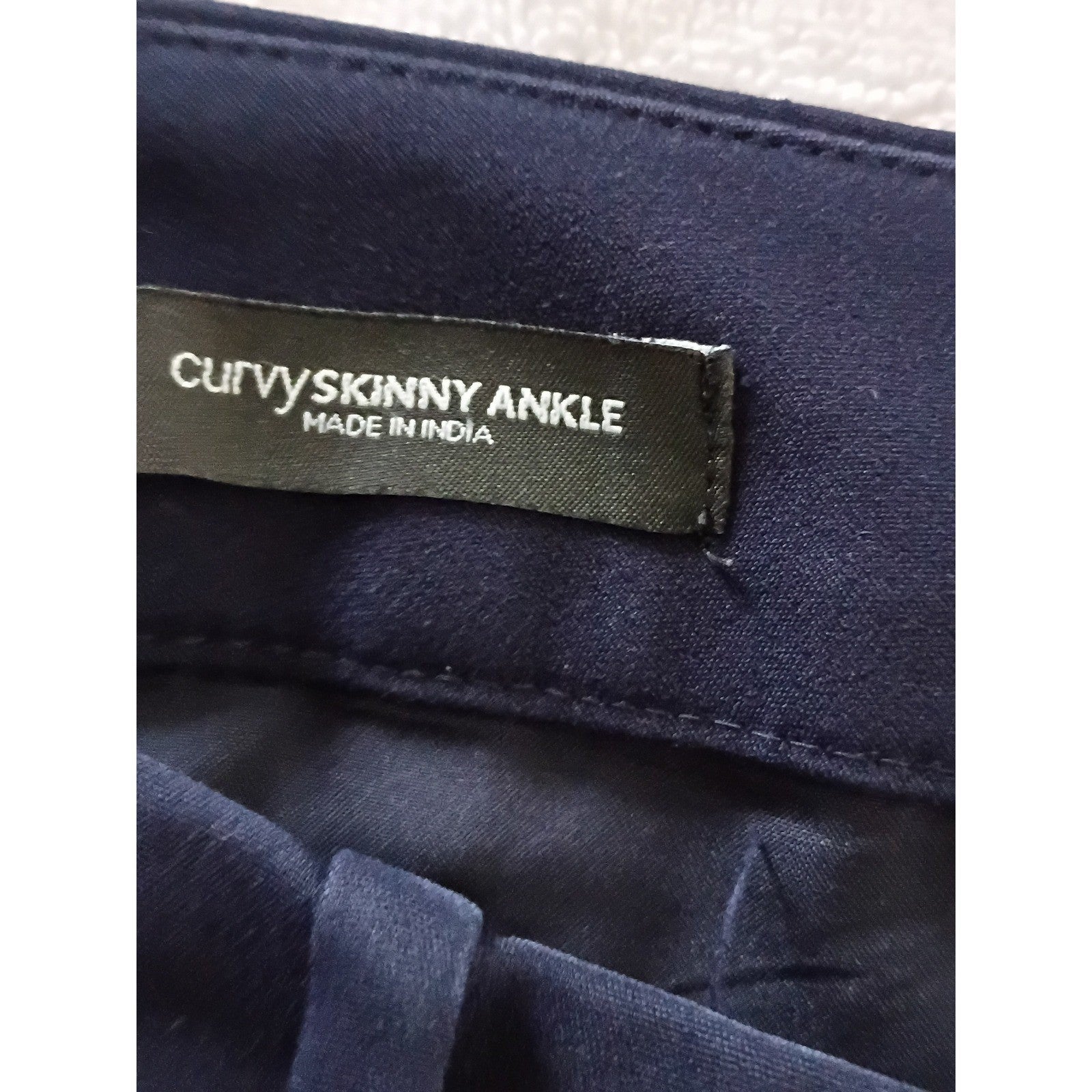 LOFT Curvy Skinny Ankle Cotton Work /Casual Pants Navy Blue Size 6T