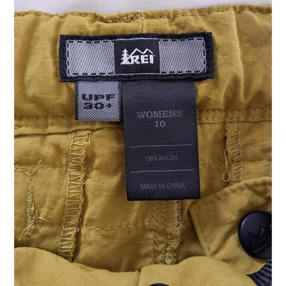 REI Khaki Cargo Pants 10 Nylon Gorpcore Hiking Travel Techwear Outdoor Quick Dry