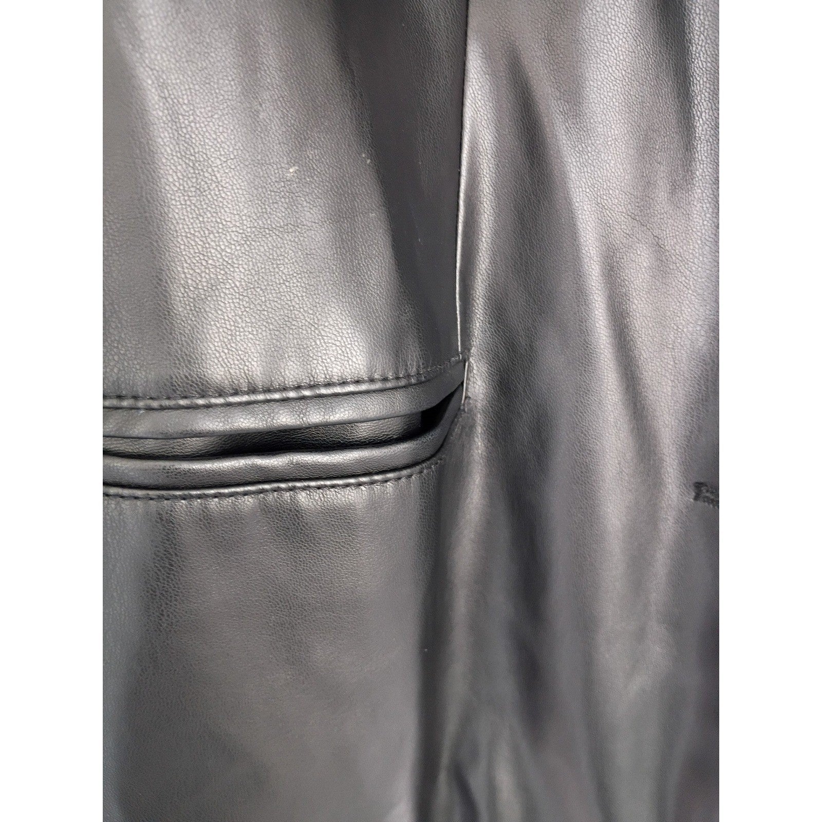 BCBGeneration Black Faux Leather Blazer Jacket S Small 38 Single Button Y2K Chic