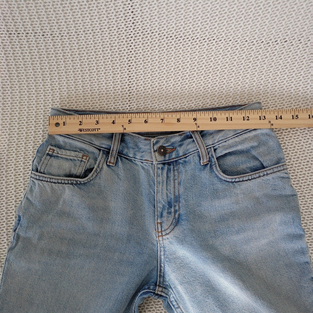 Subdued Light Blue Straight Leg Jeans High Rise Denim Size 2 W 26 x 32