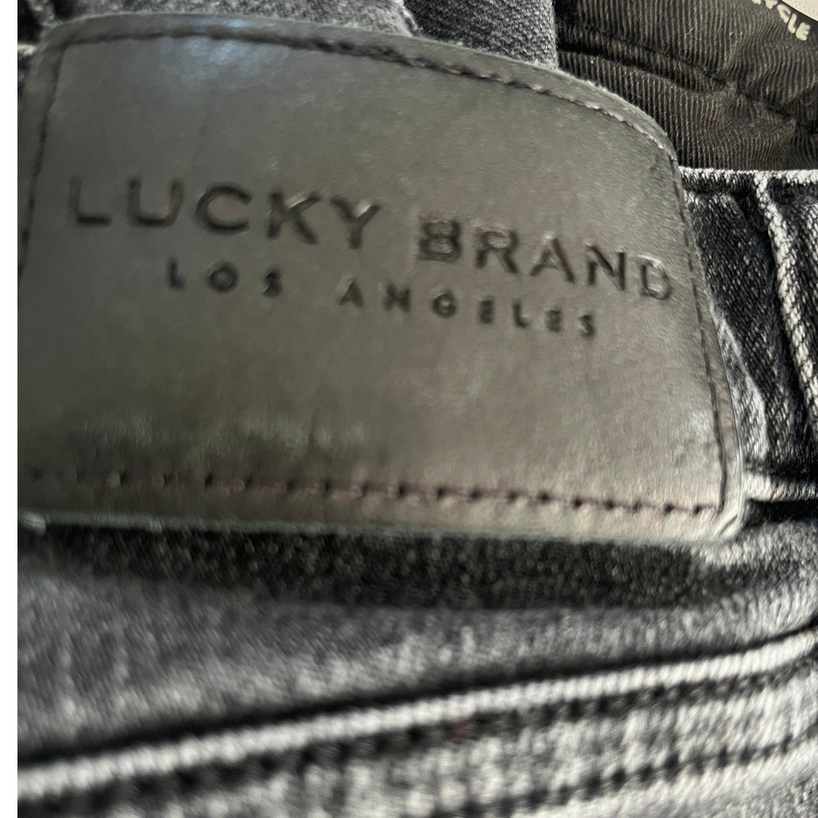 Lucky Brand Men's Black Straight Leg Jeans W33 L32 NWOT Classic Minimalist