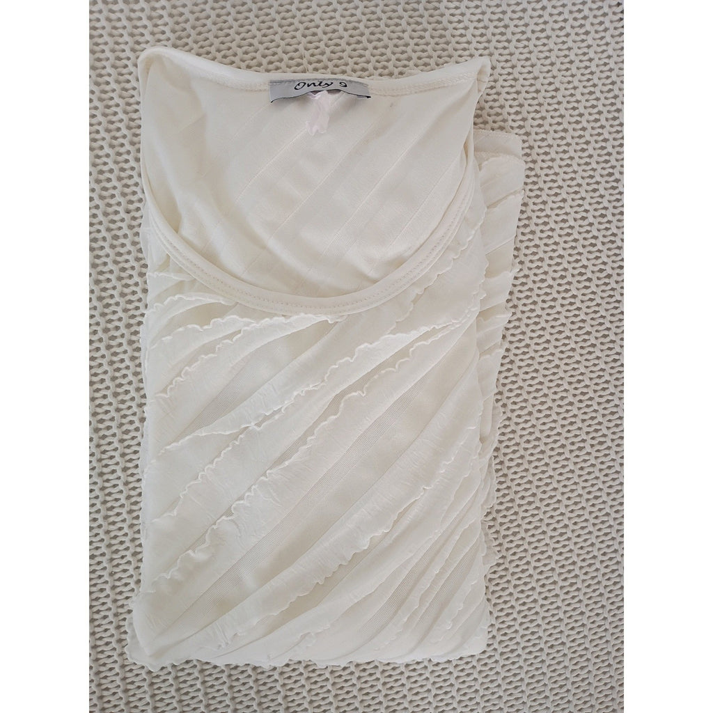 Only 9 White Textured Ruffle Tiered Crew Neck Top Medium Short Sleeve Coquette