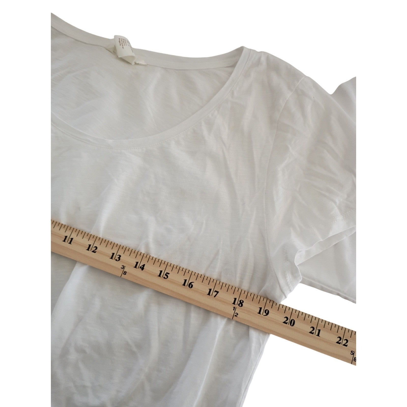 H M White V Neck T Shirt 100% Cotton Casual Basic Essential Top Size L