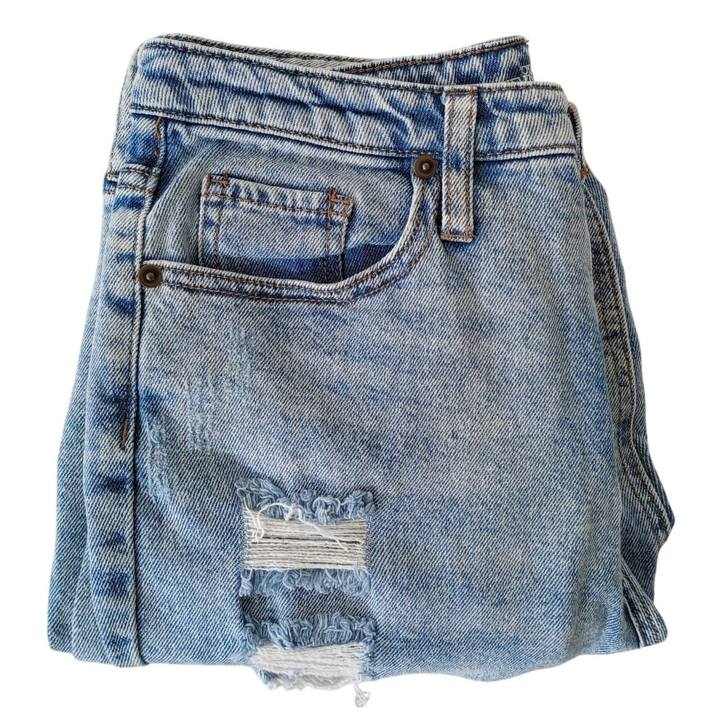 Wild Fable High Rise Mom Jeans Distressed Light Wash Denim Size 6