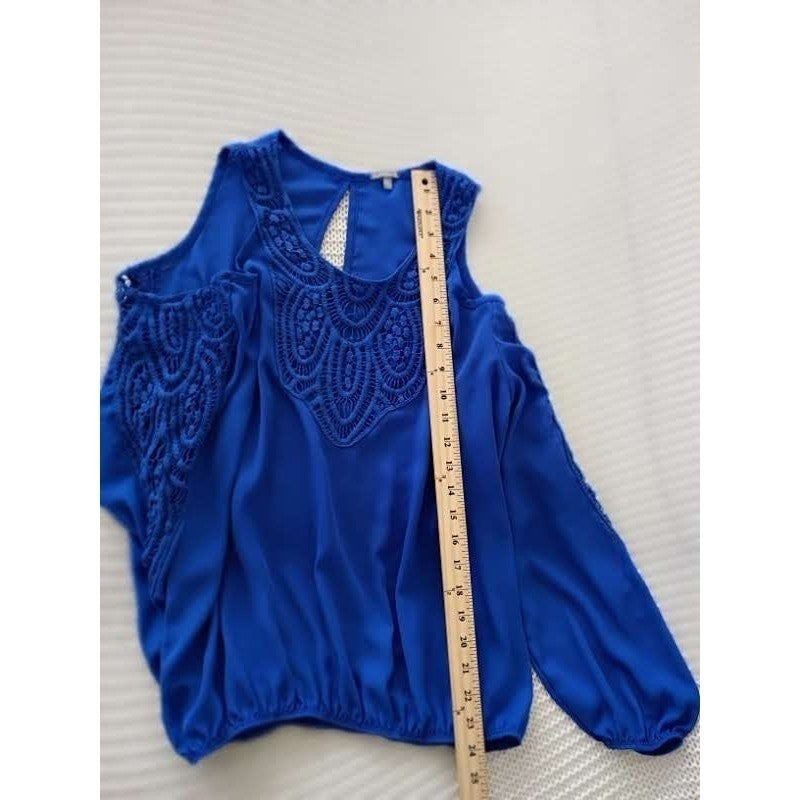 Vintage Charlotte Russe Y2K Royal Blue Cold Shoulder Crochet Lace Top L Festival
