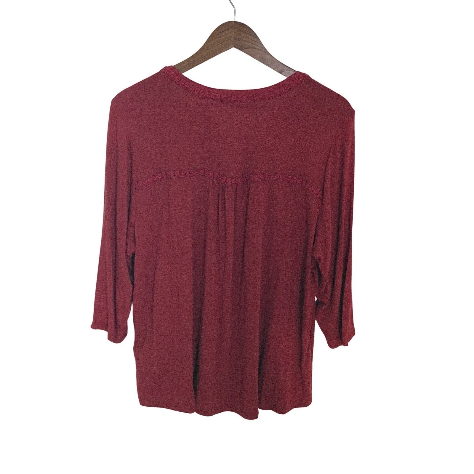 Democracy Red V Neck 3/4 Sleeve Button Front Textured Top Plus 1X XL Boho