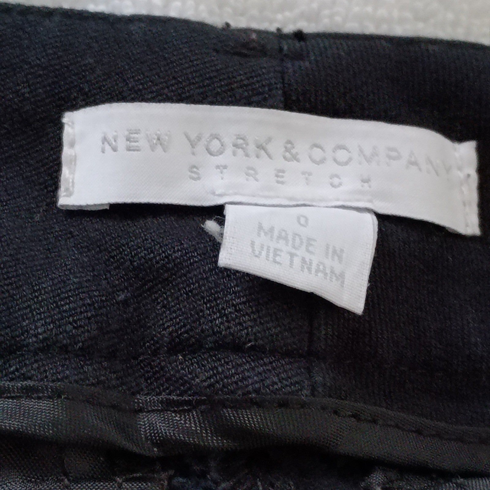 New York Company Black Stretch Pants Size 0 Tailored Fit Ankle Length