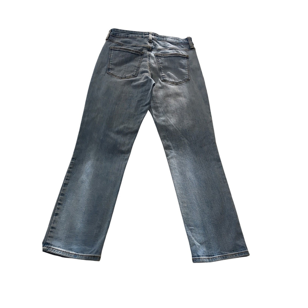 Universal Thread Light Wash High Rise Slim Straight Jeans 6R/28x26