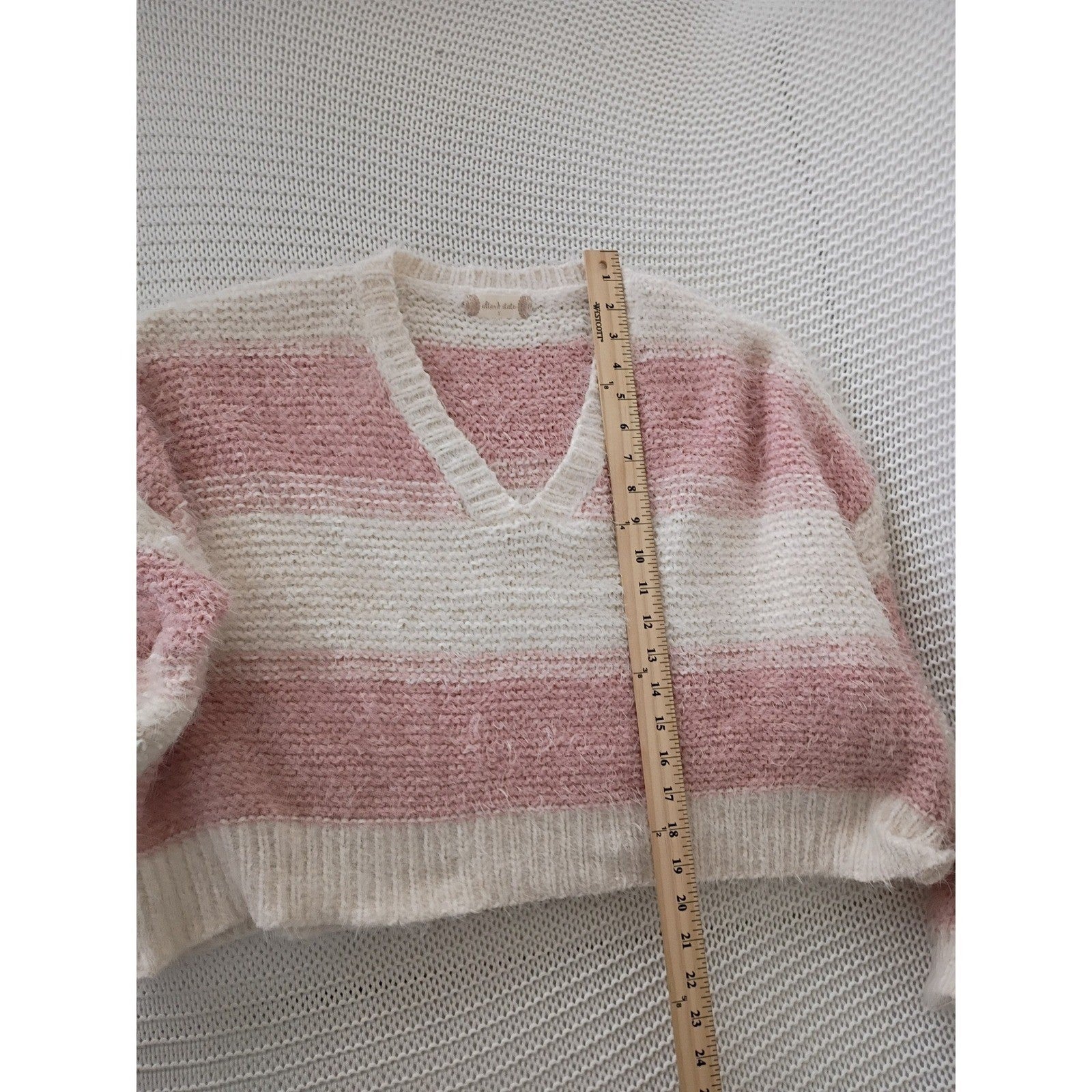 Altar'd State Sweater S M Pink Cream Striped Fuzzy Eyelash Knit Cropped V-Neck