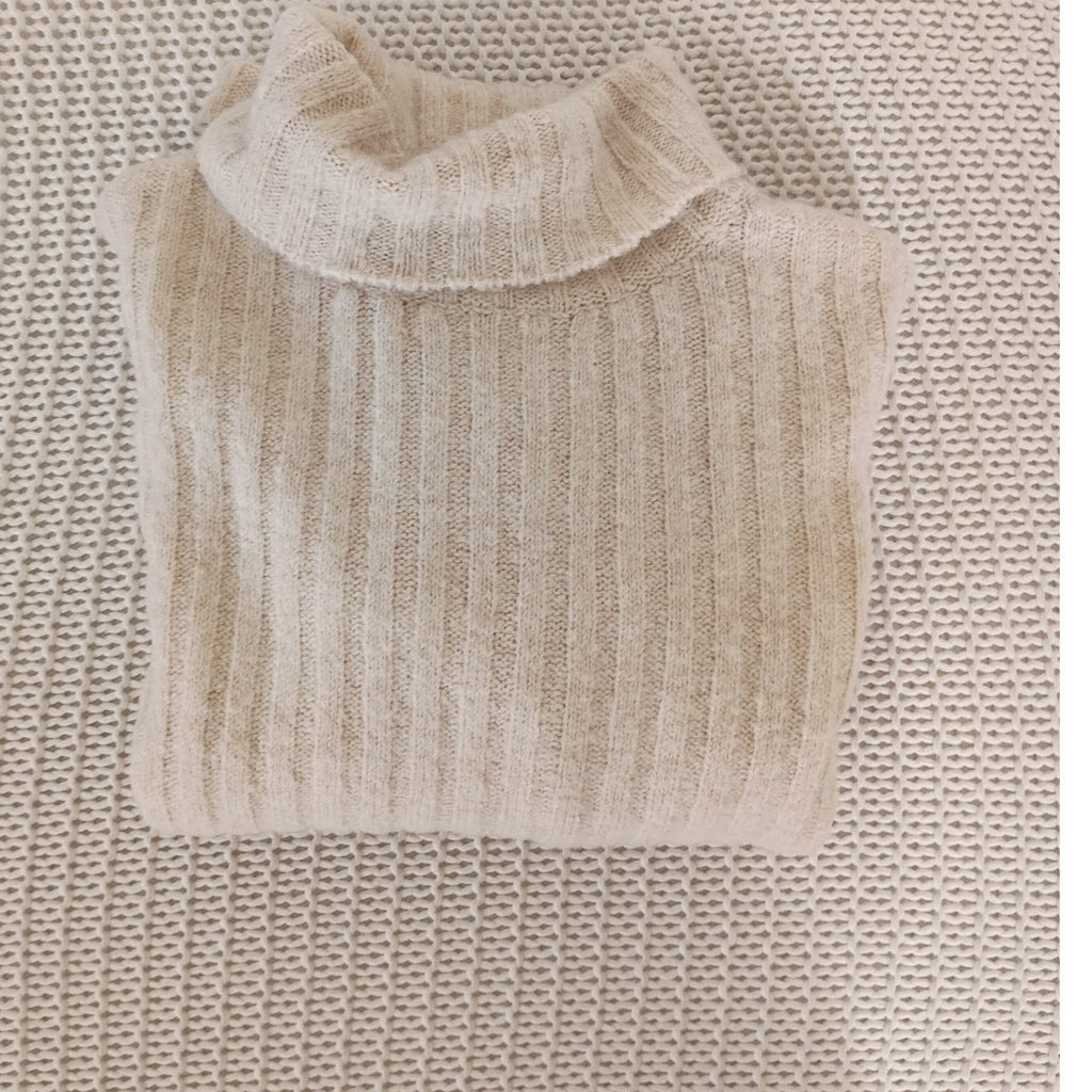 Zara NWT Cream Ribbed Cropped Turtleneck Sweater Long Sleeve Minimalist S XS
