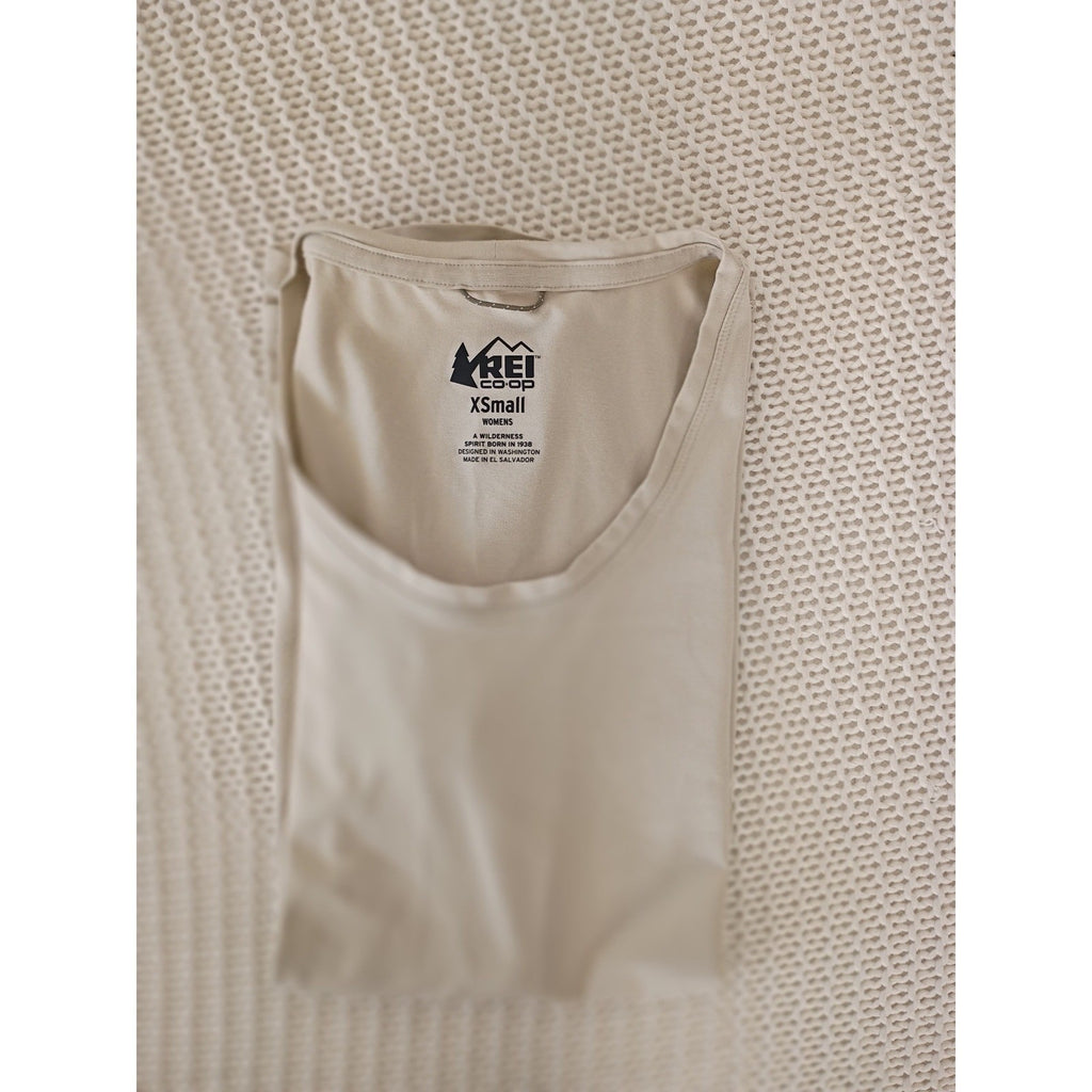 REI Co-op Tan Hiking T-Shirt Size Fits S Activewear Stretch Crew Neck