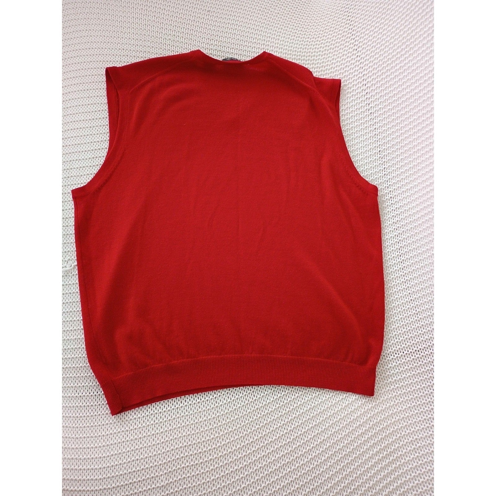 Jos A Bank Signature L Red 100% Merino Wool V-Neck Sweater Vest Italian Yarn Men