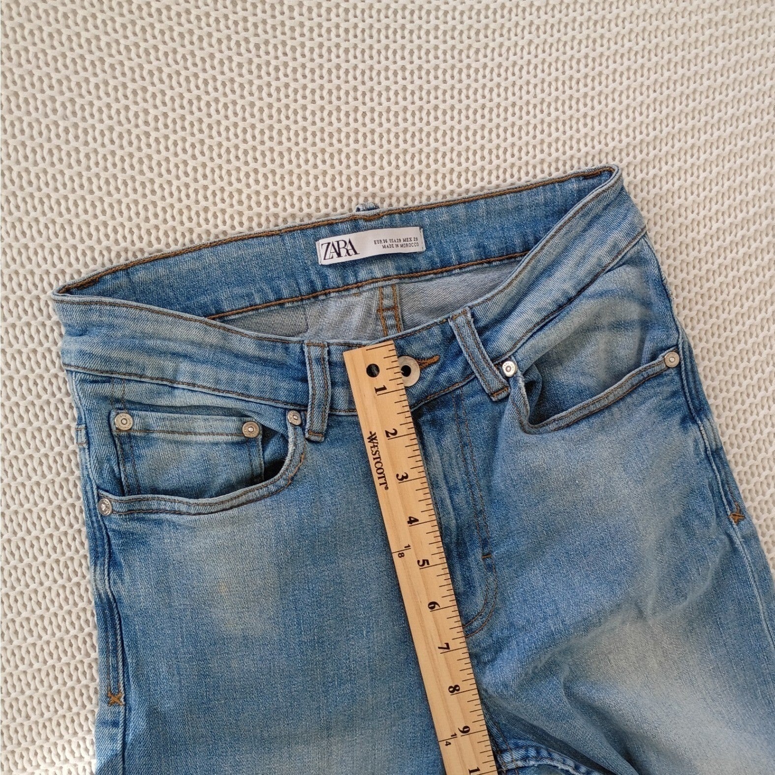 Zara Vintage Fade Slim Straight Jeans Mens 26x27 Distressed Denim