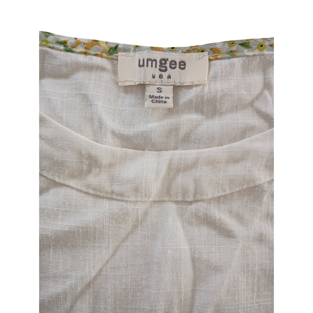 Umgee USA Linen Blend Top White Short Sleeve Raw Hem Floral Trim Women's S
