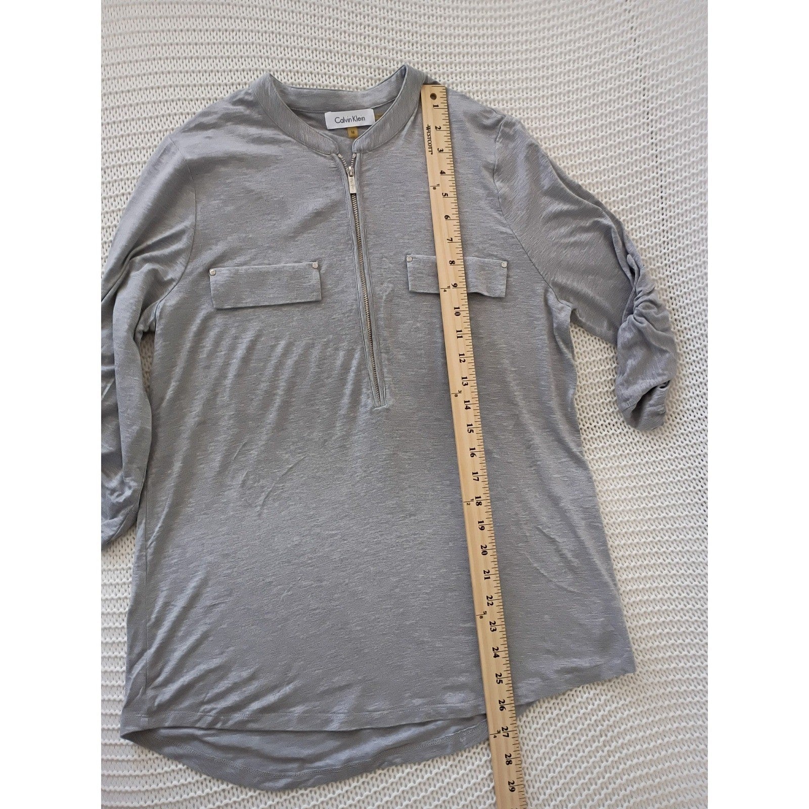 Calvin Klein Gray Zip Up Long Sleeve Shirt Sporty Athleisure Minimalist M