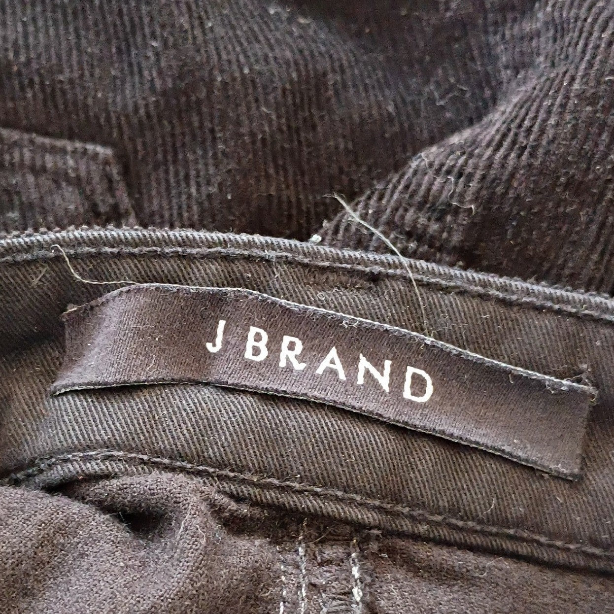 J Brand Gwynne Black Corduroy Mini Skirt Casual Versatile Everyday Size 26x15 L