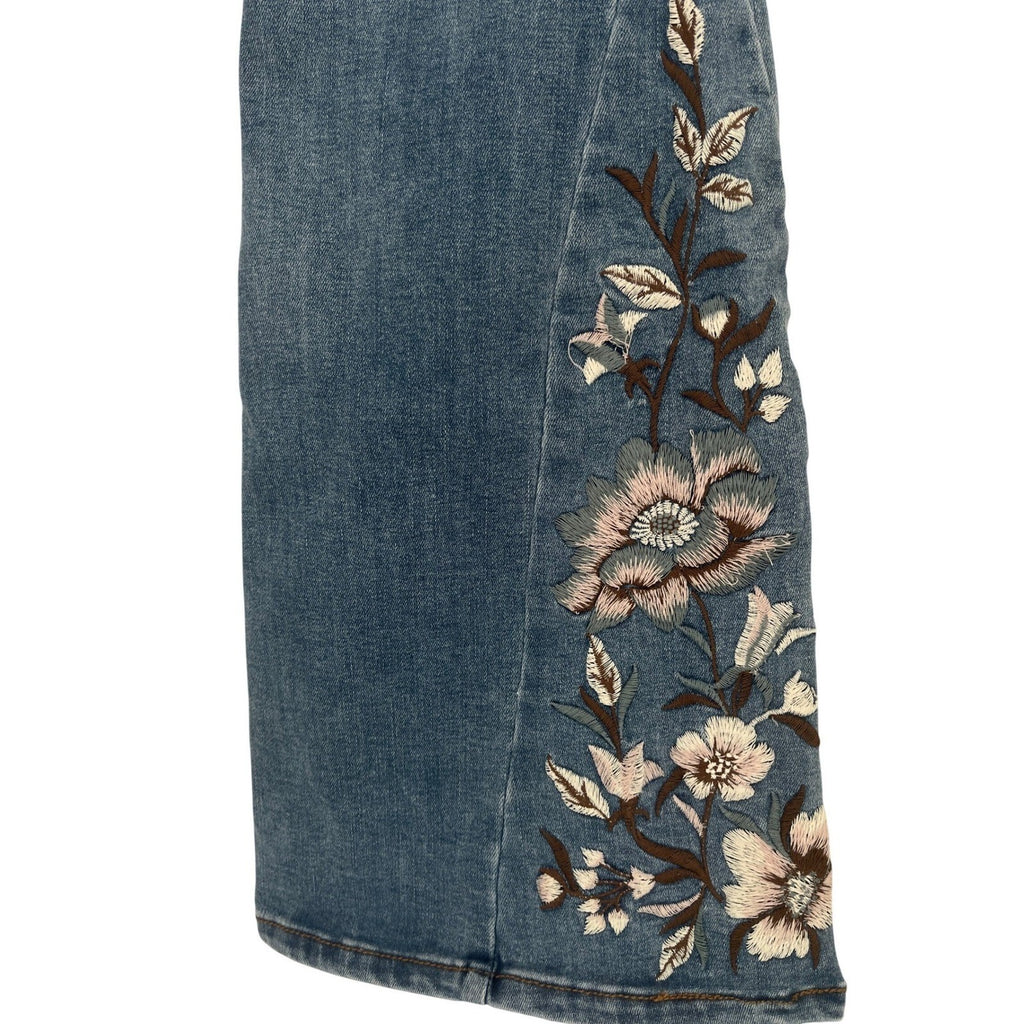 Celebrity Pink RE Generation Mid Rise Flare Jeans Floral Embroidered 26x30 Boho