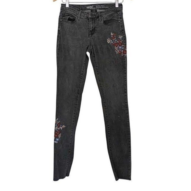 Funky Embroidered Black Skinny Jeans  Floral Art Denim Mid Rise 27x30.5 Massimo