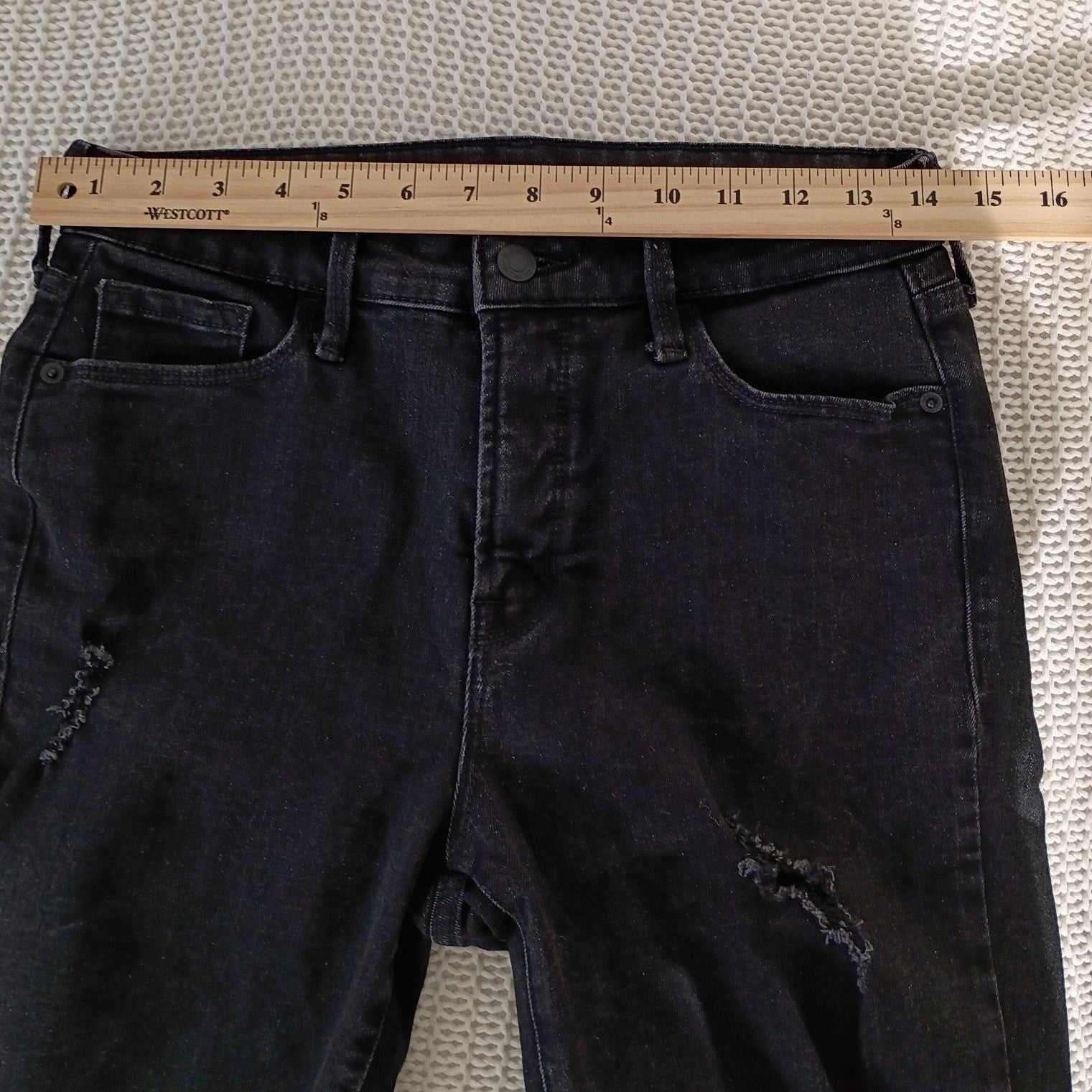 Old Navy Black Power Slim Straight High Rise Distressed Jeans Womens Size 6 / 28