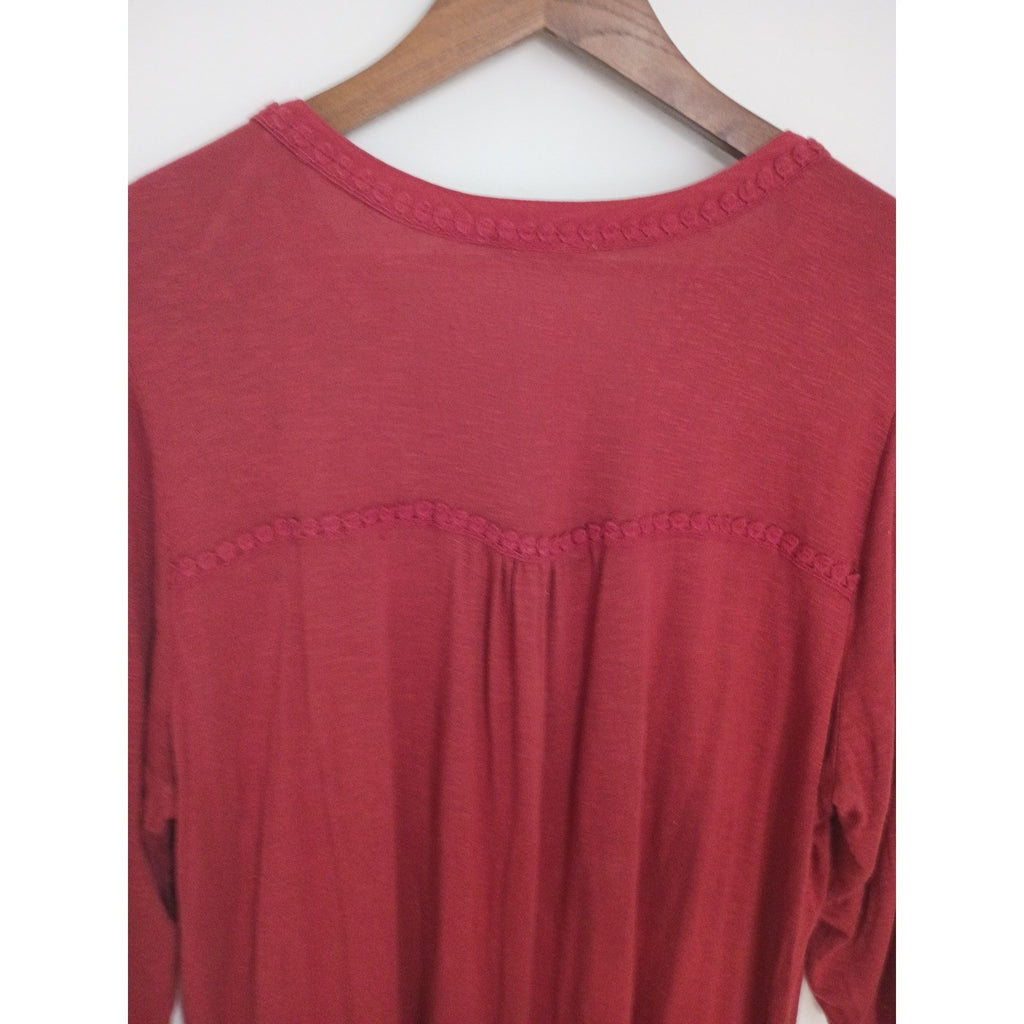Democracy Red V Neck 3/4 Sleeve Button Front Textured Top Plus 1X XL Boho