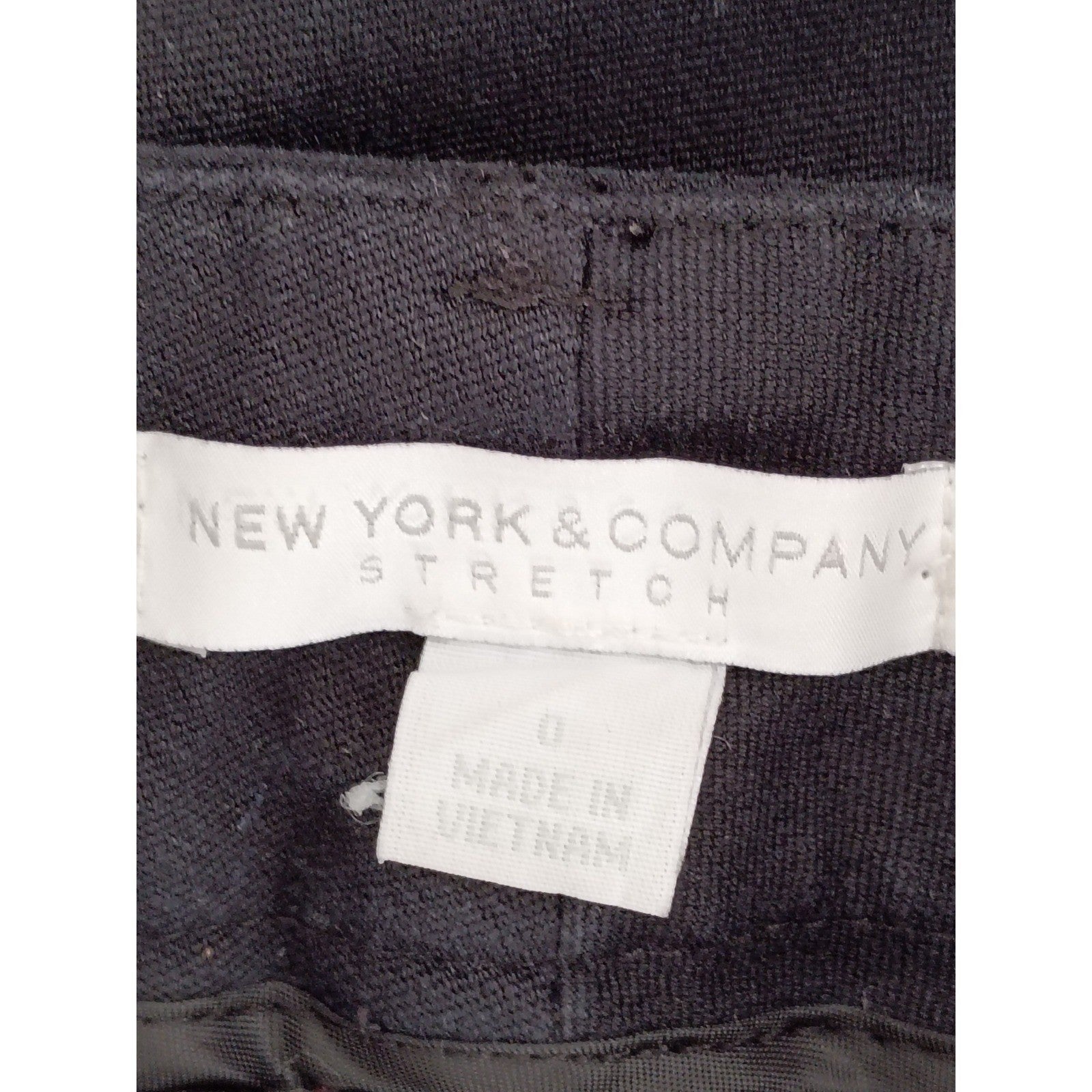 New York & Company Black Ankle Pants Slim Fit Career Trousers Stretch 0 Waist 26