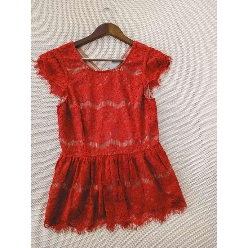 Maeve Anthropologie Red Lace Peplum Top Eyelash Trim Short Slve XS Romantic $98