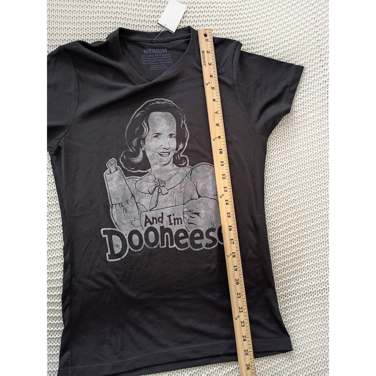 SNL Dooneese Kristen Wiig NBC Studios Graphic Tee Black 100% Cotton NWT Size M
