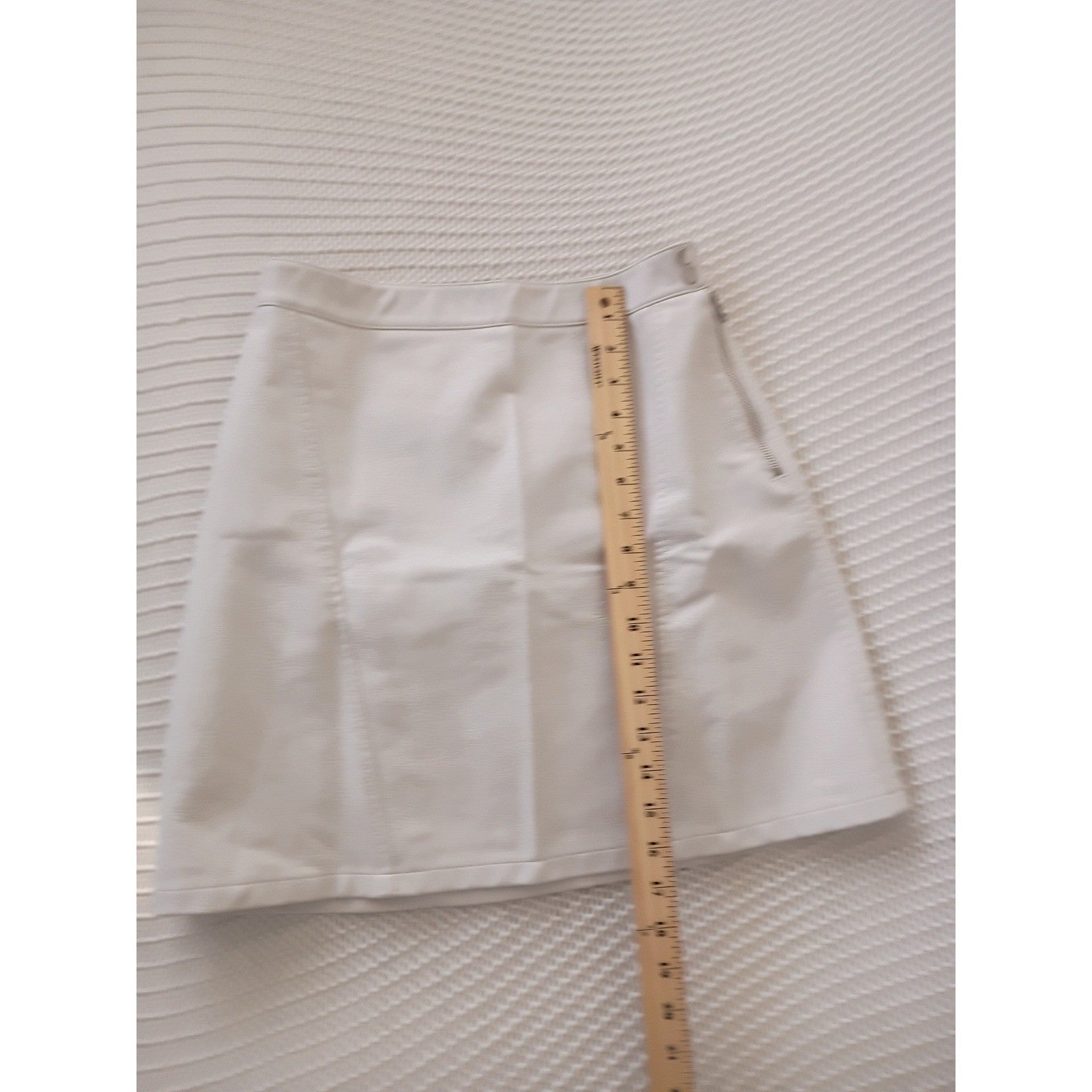 ZARA Cream Faux Leather Mini Skirt Side Zip A-Line Off White Vegan Leather S
