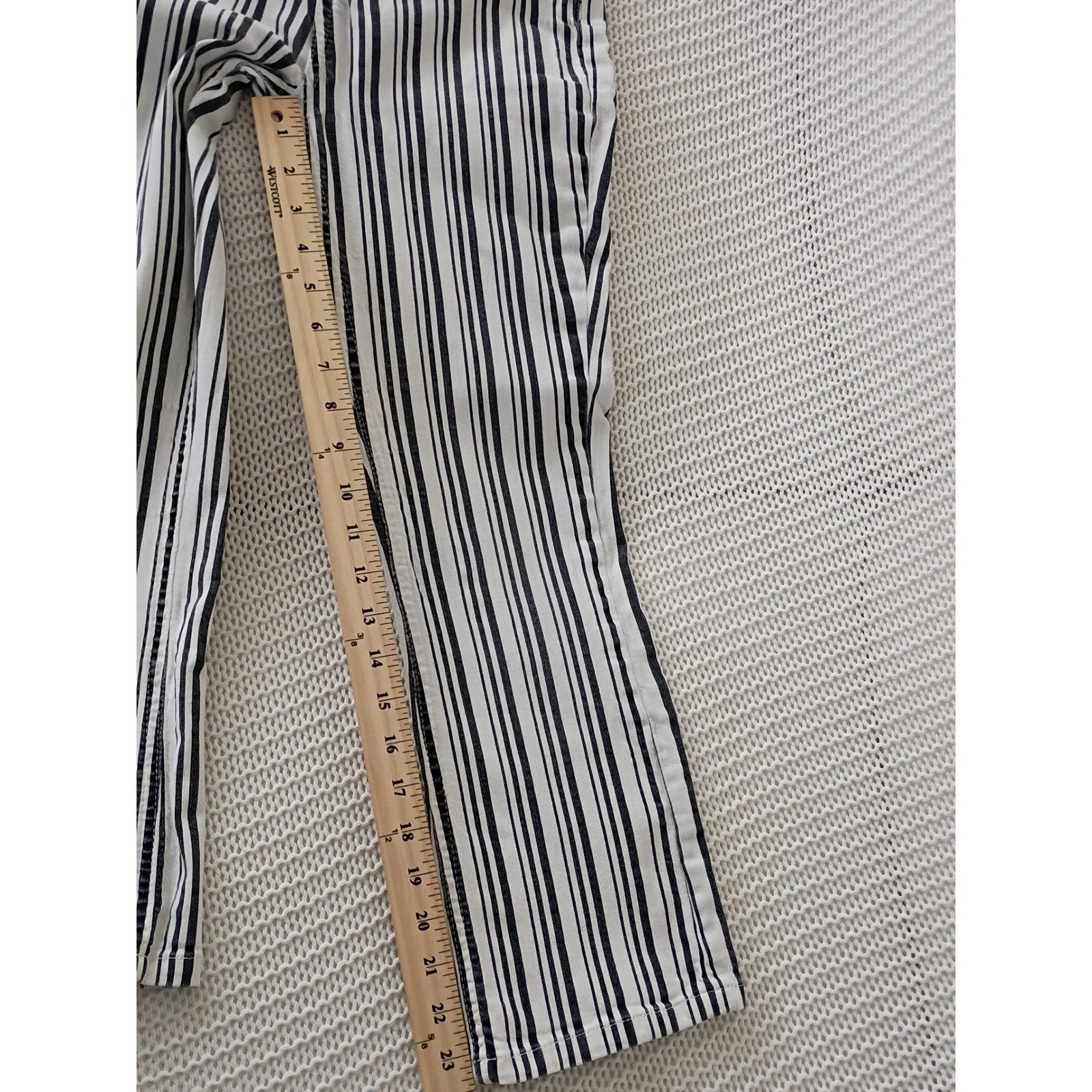 Urban Outfitters BDG Coastal Striped High Rise Straight Cropped Jeans 24