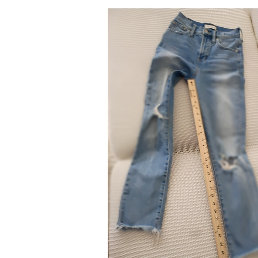 Madewell The Perfect Vintage Jeans Light Wash Distressed Frayed Hem 23x27 NWOT