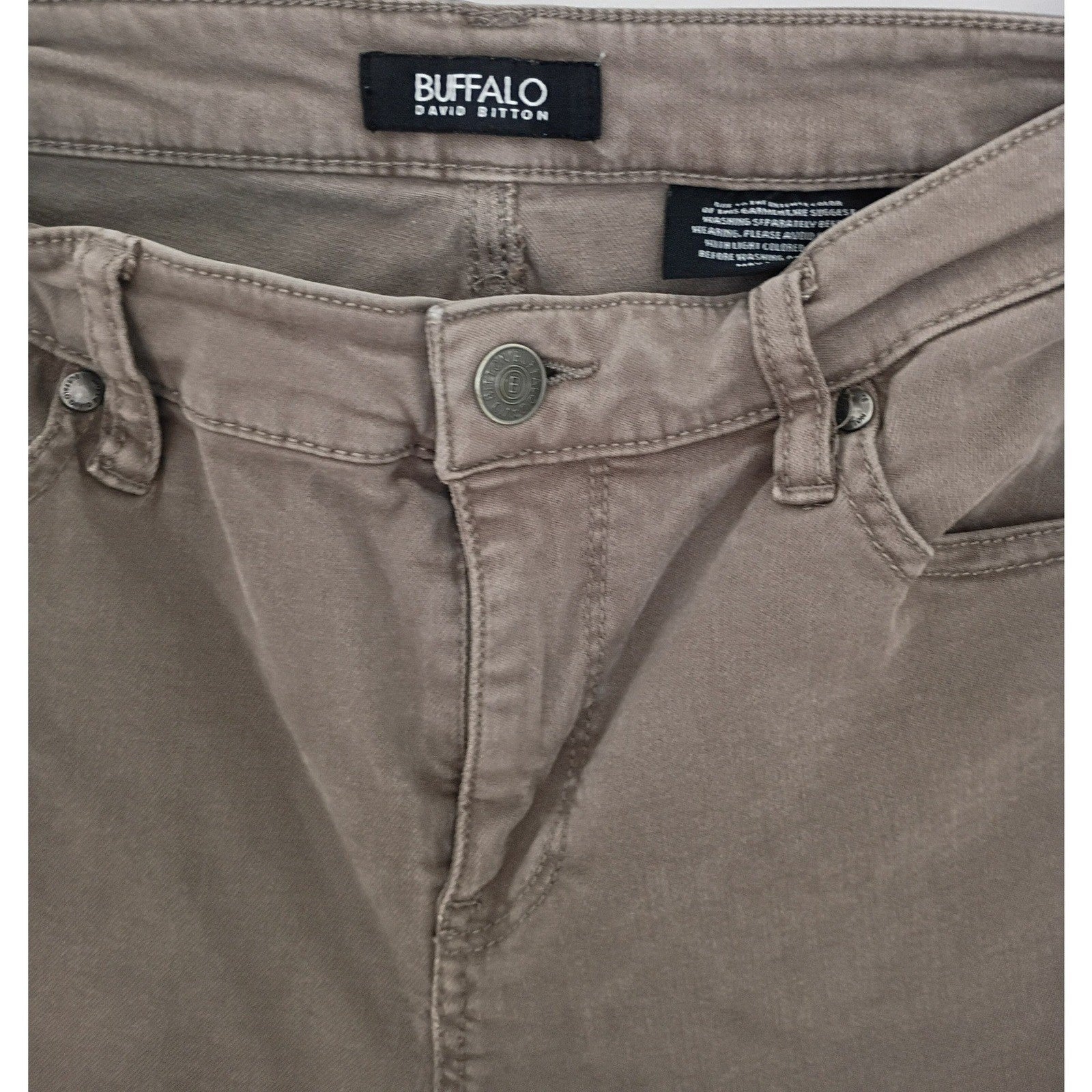 Y2K Straight Leg Jeans Tan Vintage 28x26 Buffalo David Bitton Classic
