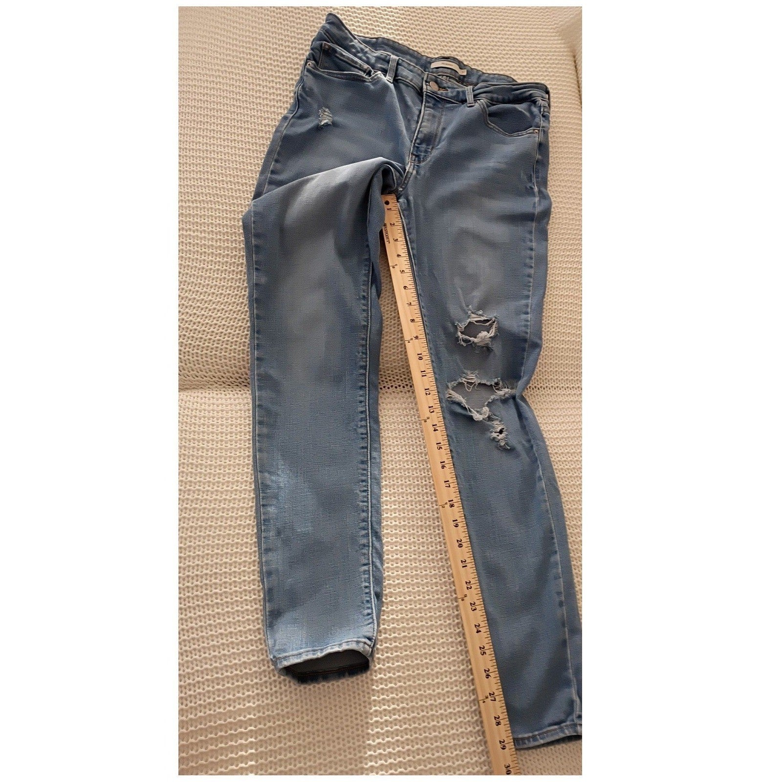 LEVI STRAUSS Classic 711 Skinny Jeans Distressed Blue Denim 30x29