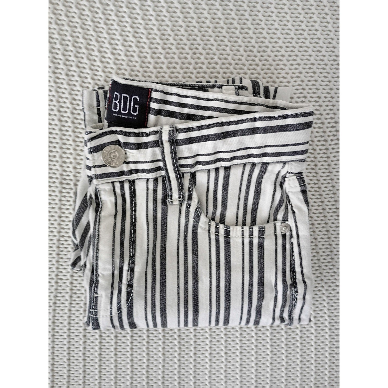 Urban Outfitters BDG Coastal Striped High Rise Straight Cropped Jeans 24