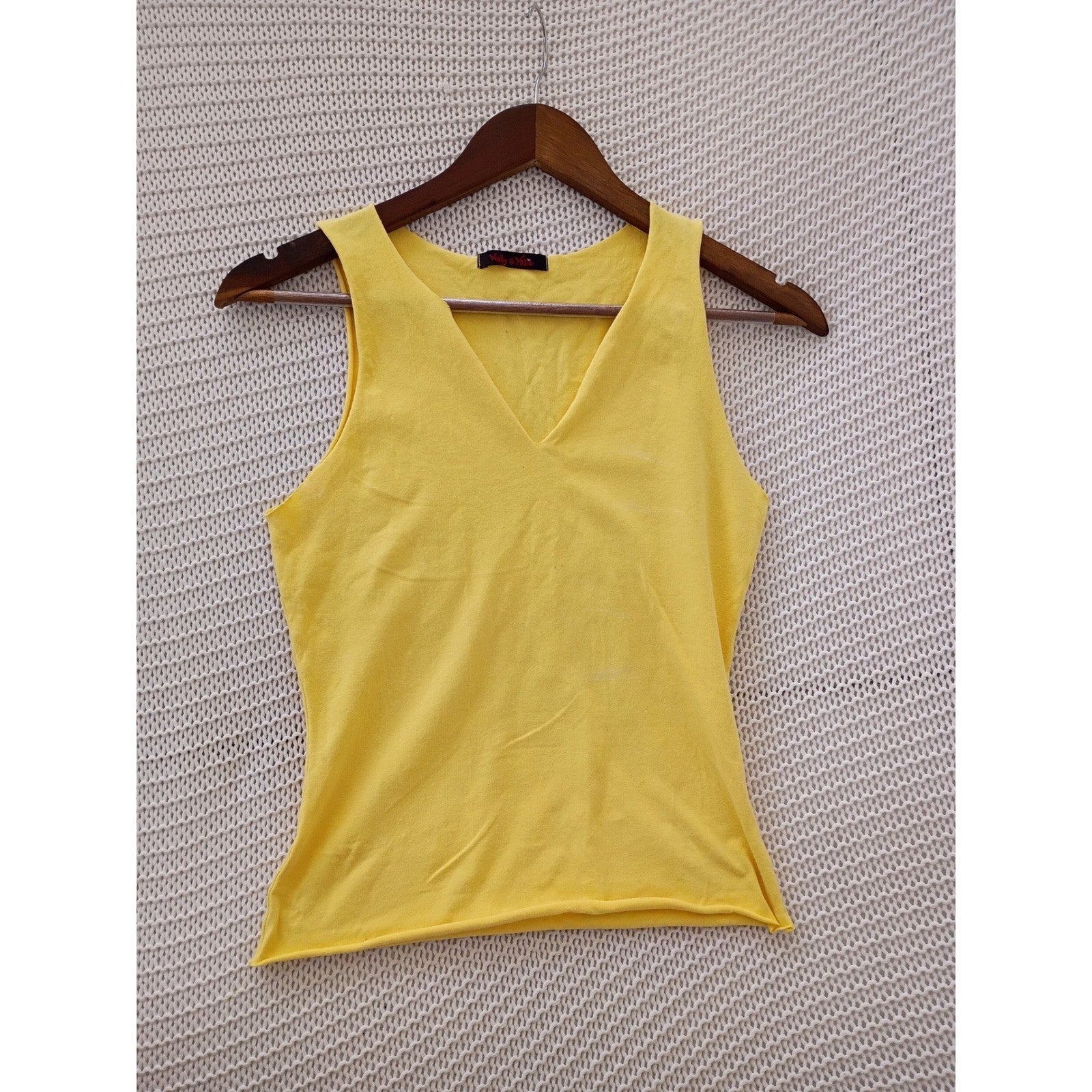 Nally & Millie Vibrant Yellow V-Neck Sleeveless Tank Top Raw Hem USA S M Boho