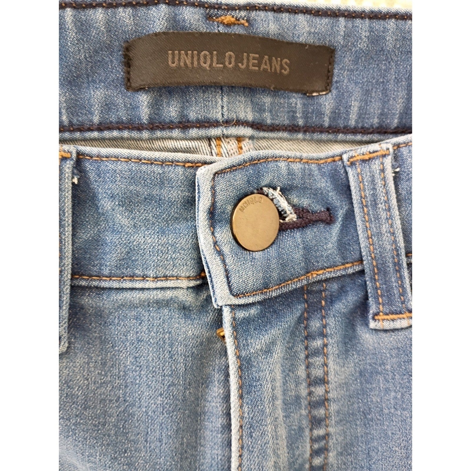 Uniqlo Ultra Stretch Skinny Jeans High Rise Tapered Medium Wash Blue 26x26