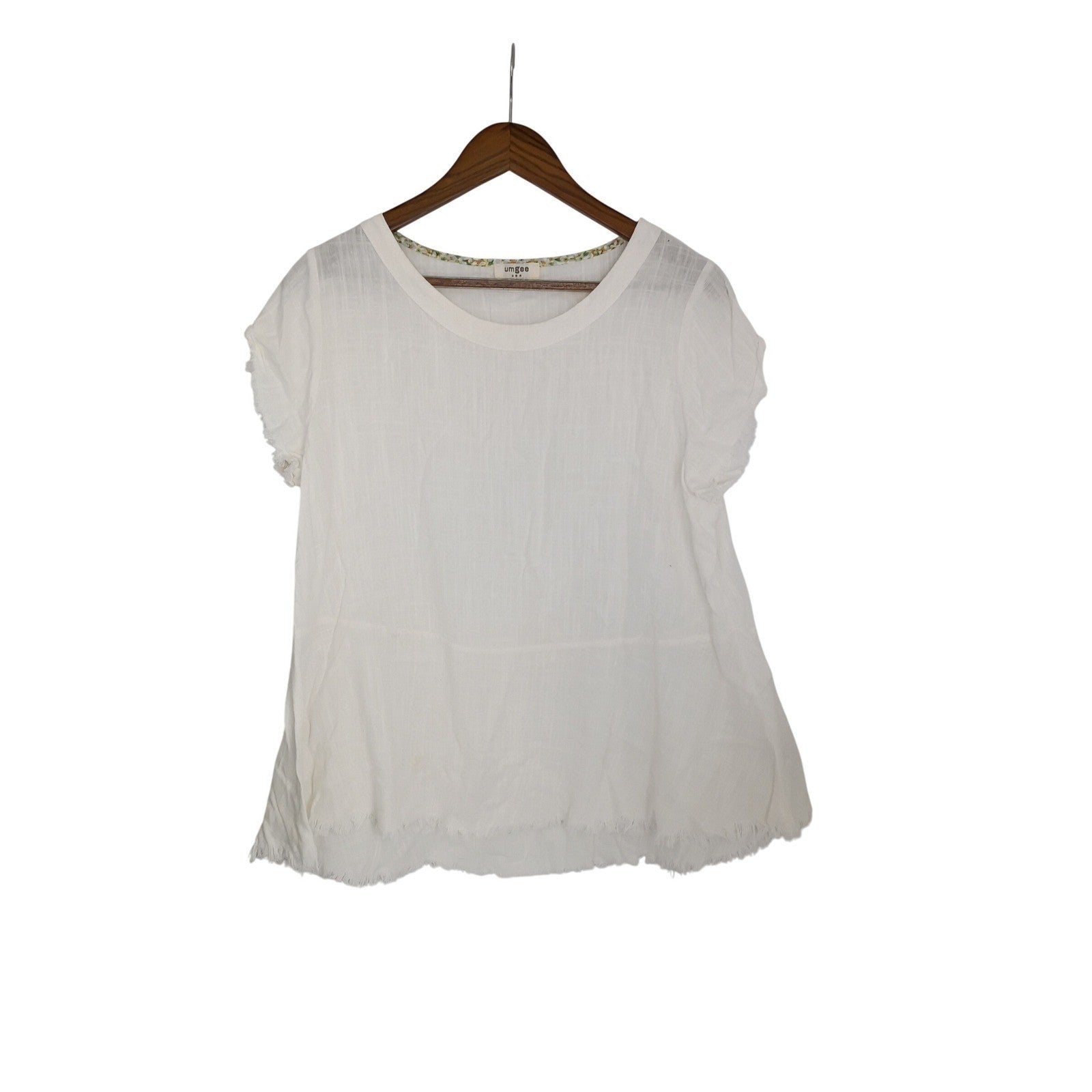 Umgee USA Linen Blend Top White Short Sleeve Raw Hem Floral Trim Women's S