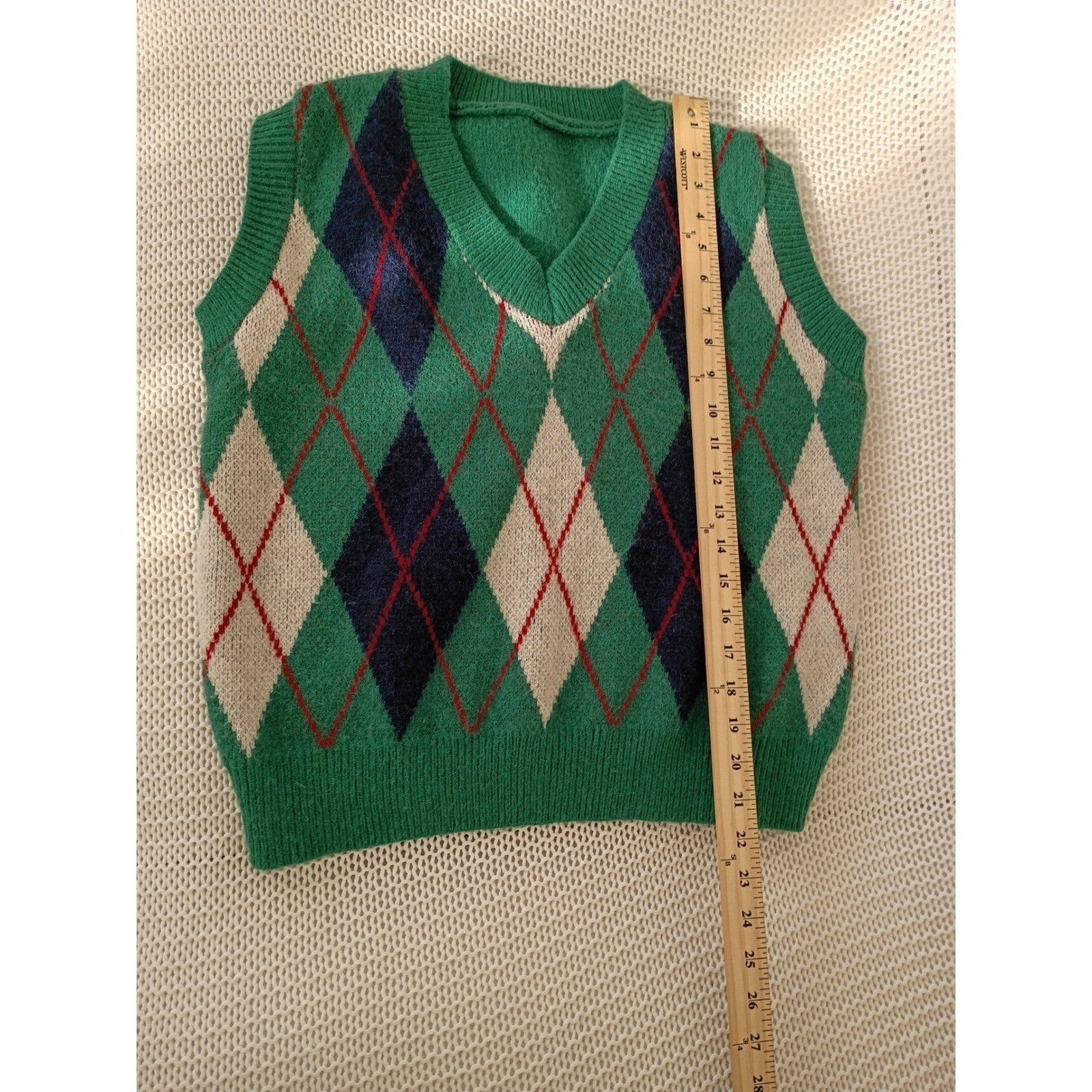 Vintage Argyle Sweater Vest Green Navy V-Neck Sleeveless Knit Preppy Academic