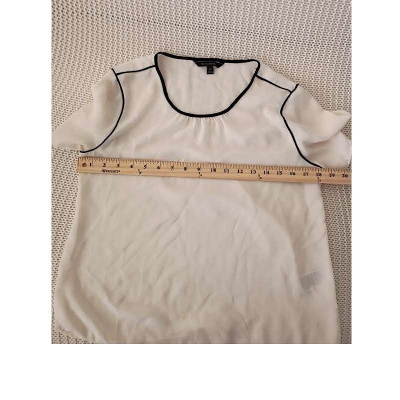 Banana Republic Ivory White Short Sleeve Blouse S Navy Blue Contrast Trim