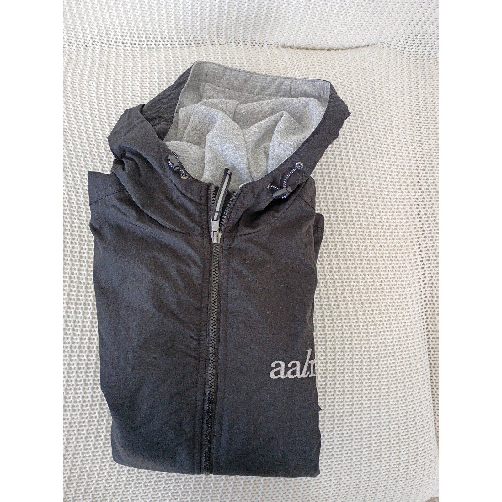 Charles River Apparel Mens Gray Hooded Windbreaker Jacket Size L AALR Logo