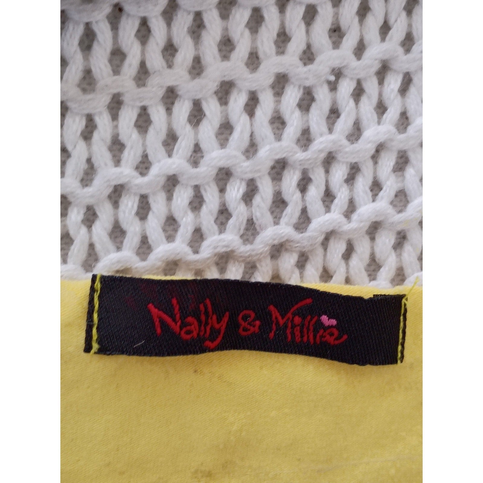Nally & Millie Vibrant Yellow V-Neck Sleeveless Tank Top Raw Hem USA S M Boho