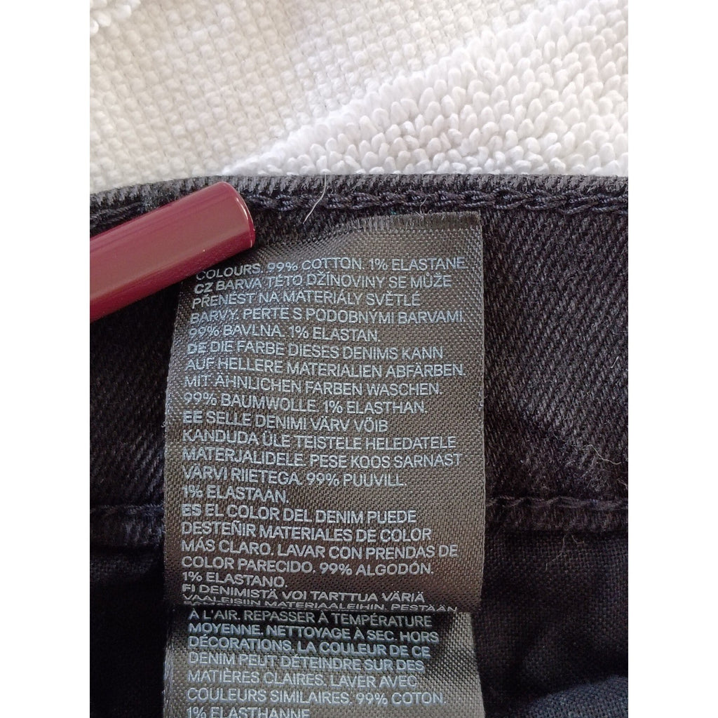 H&M Black Skinny Jeans 29x29 Coupe Moulante Minimalist Chic Dark Wash Versatile