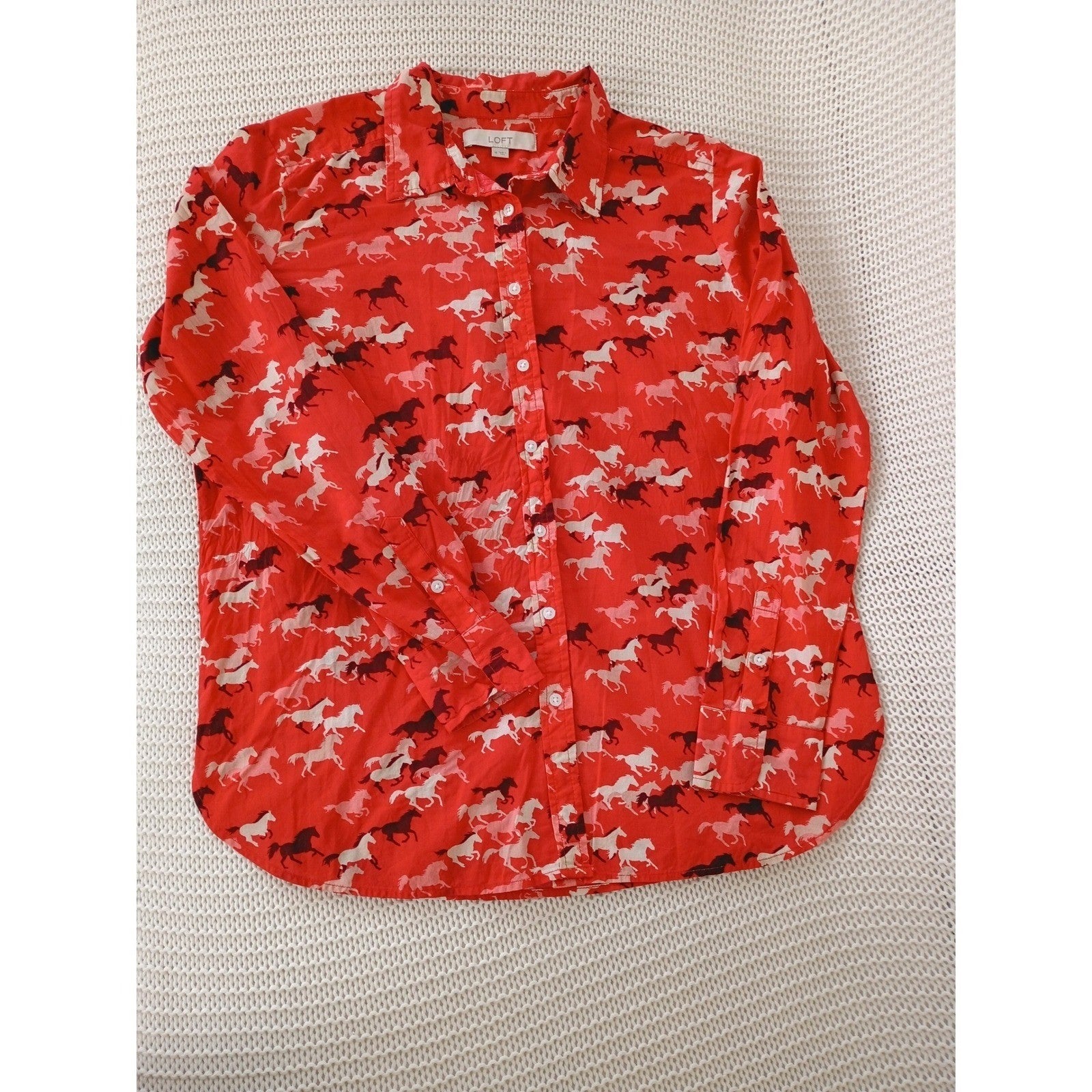 LOFT $60 Red Horse Equestrian Print Cotton Shirt Medium M Long Sleeve Preppy