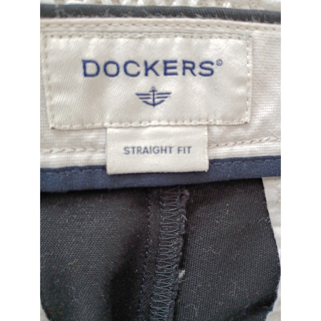 Dockers Men's 33x32 Black Chino Pants Straight Fit Cotton Stretch  Work Sits