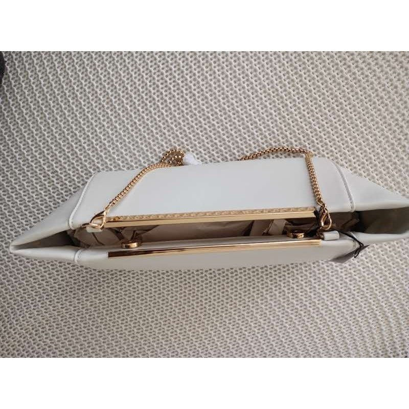 NWT The Drop White Structured Crossbody Clutch Bag Gold Chain Metal Bar Detail