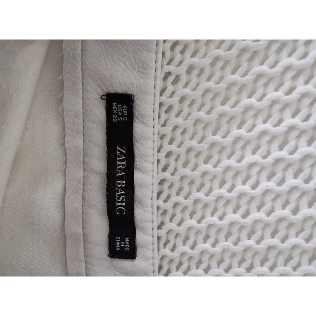 ZARA Cream Faux Leather Mini Skirt Side Zip A-Line Off White Vegan Leather S