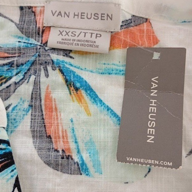 NWT Van Heusen Cotton White Floral Print 3/4 Sleeve V-Neck Top Minimalist S